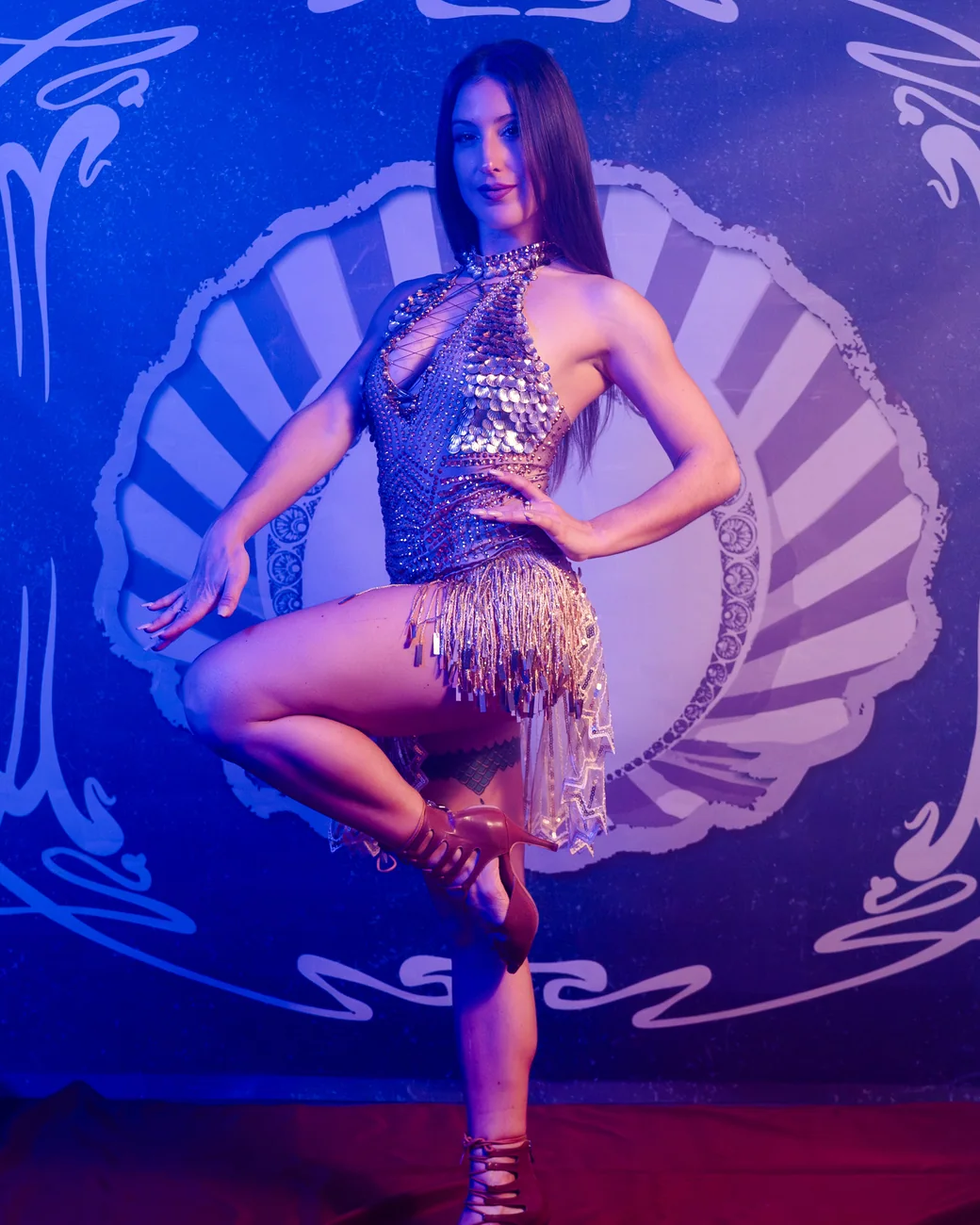 Sereia performing a tribal fusion dance act